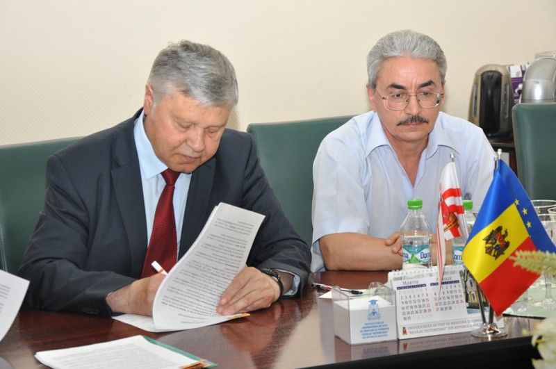 Școală doctorală la USMF ”Nicolae Testemițanu” Școală doctorală la USMF ”Nicolae Testemițanu”