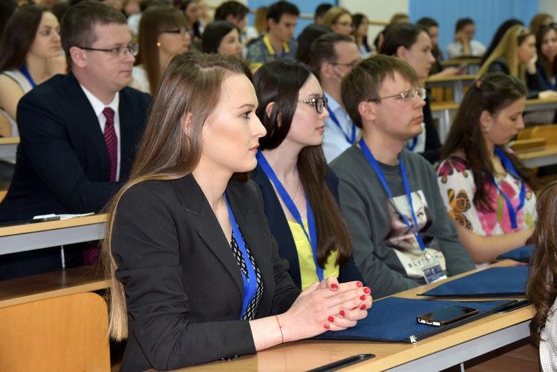 Primul Congres al studenților farmaciști din Republica Moldova Primul Congres al studenților farmaciști din Republica Moldova