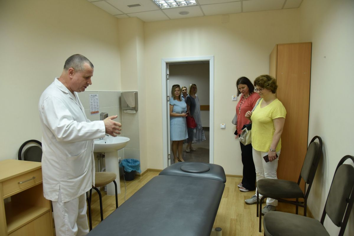 O comisie a ANACEC în misiune de evaluare la USMF „Nicolae Testemițanu”